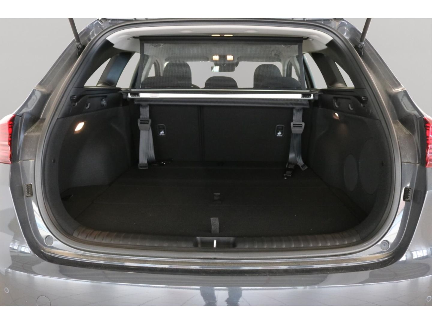 Fahrzeugabbildung Kia Ceed_sw Spirit 1.5 Alu JBL Sound Navi ACC LED