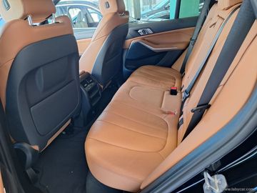 BMW X5 - 6