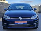 Volkswagen Golf VII 1.5 TSI DSG Comfortline Business 2.HD - Volkswagen Golf mit Benzin-Antrieb: 1.2