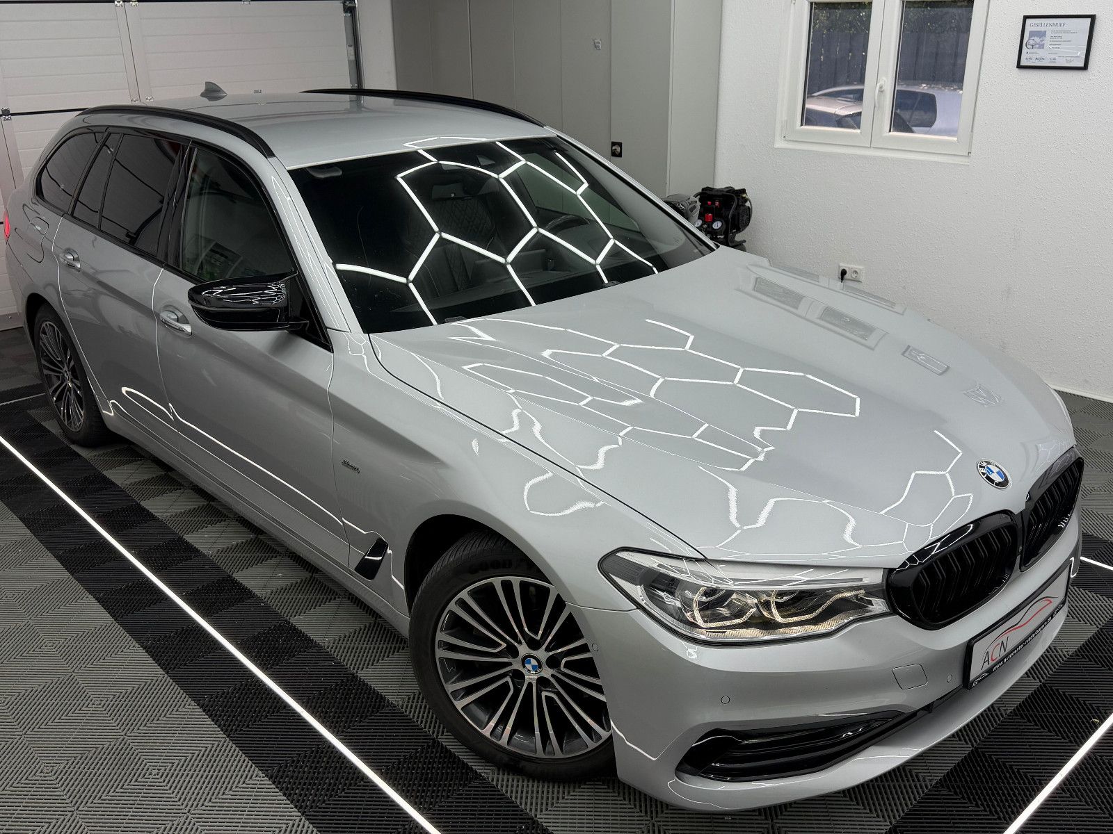 Fahrzeugabbildung BMW 540 d xDrive SPORT Line/360*/LED/HuD/H&K/ACC