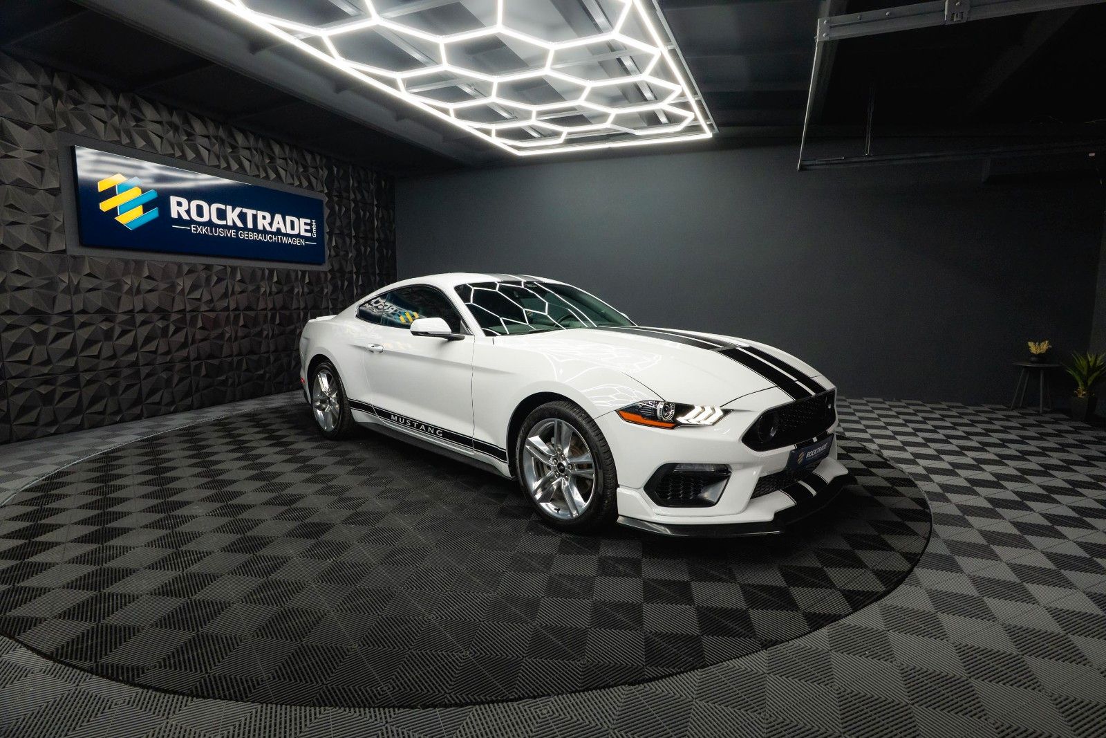Fahrzeugabbildung Ford Mustang Shelby GT 500 Coupe Performance PREMIUM