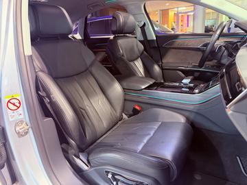 2022 AUDI A8 — миниатюра 26