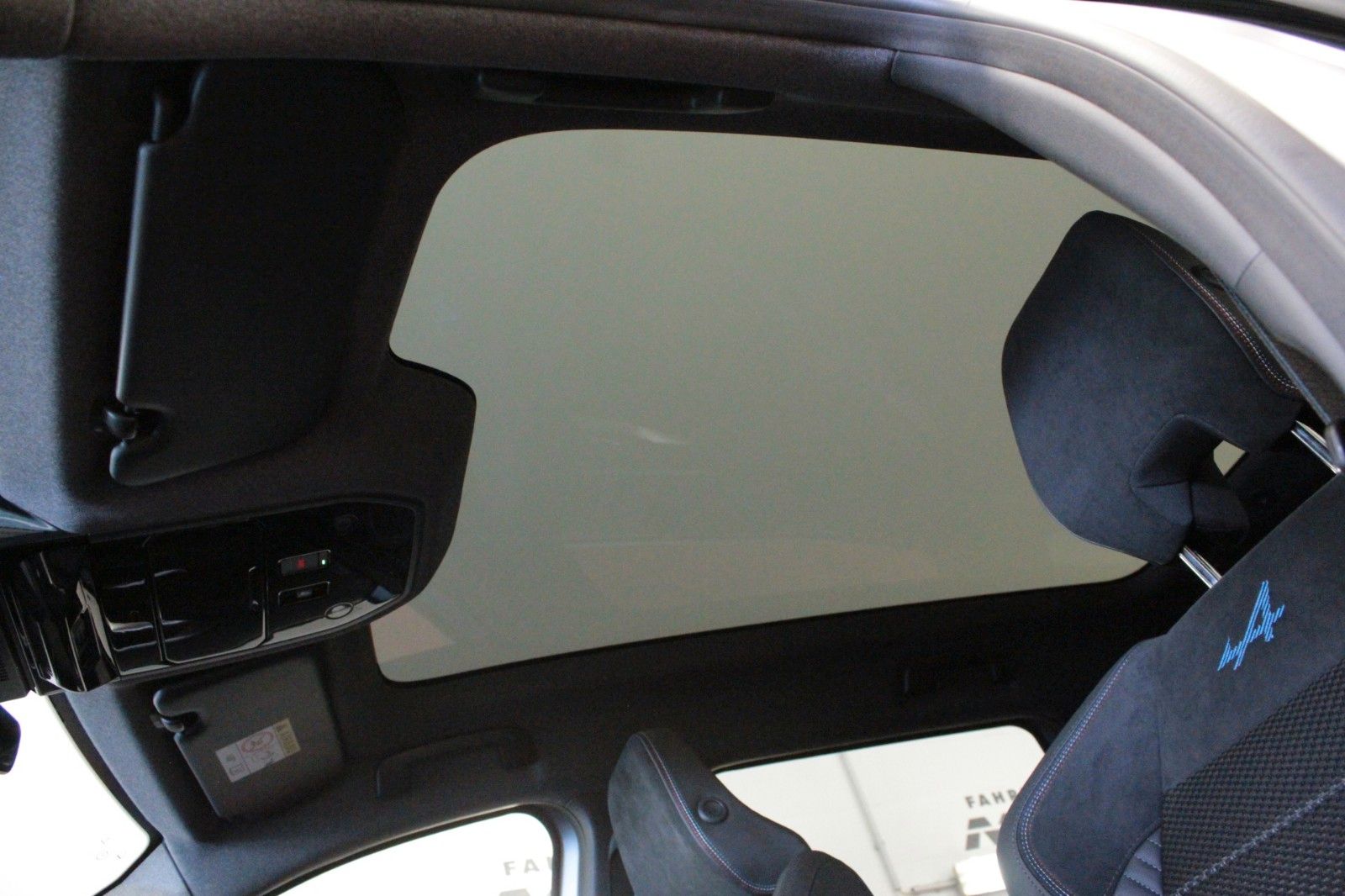 Fahrzeugabbildung Renault Espace E-Tech Full Hybrid 200 Esprit Alpine 5 S.