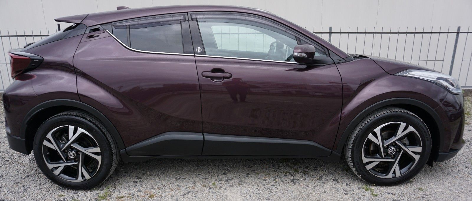 Fahrzeugabbildung Toyota C-HR Hybrid Team DE, Navi,Keyless,ACC,LED,Kamera