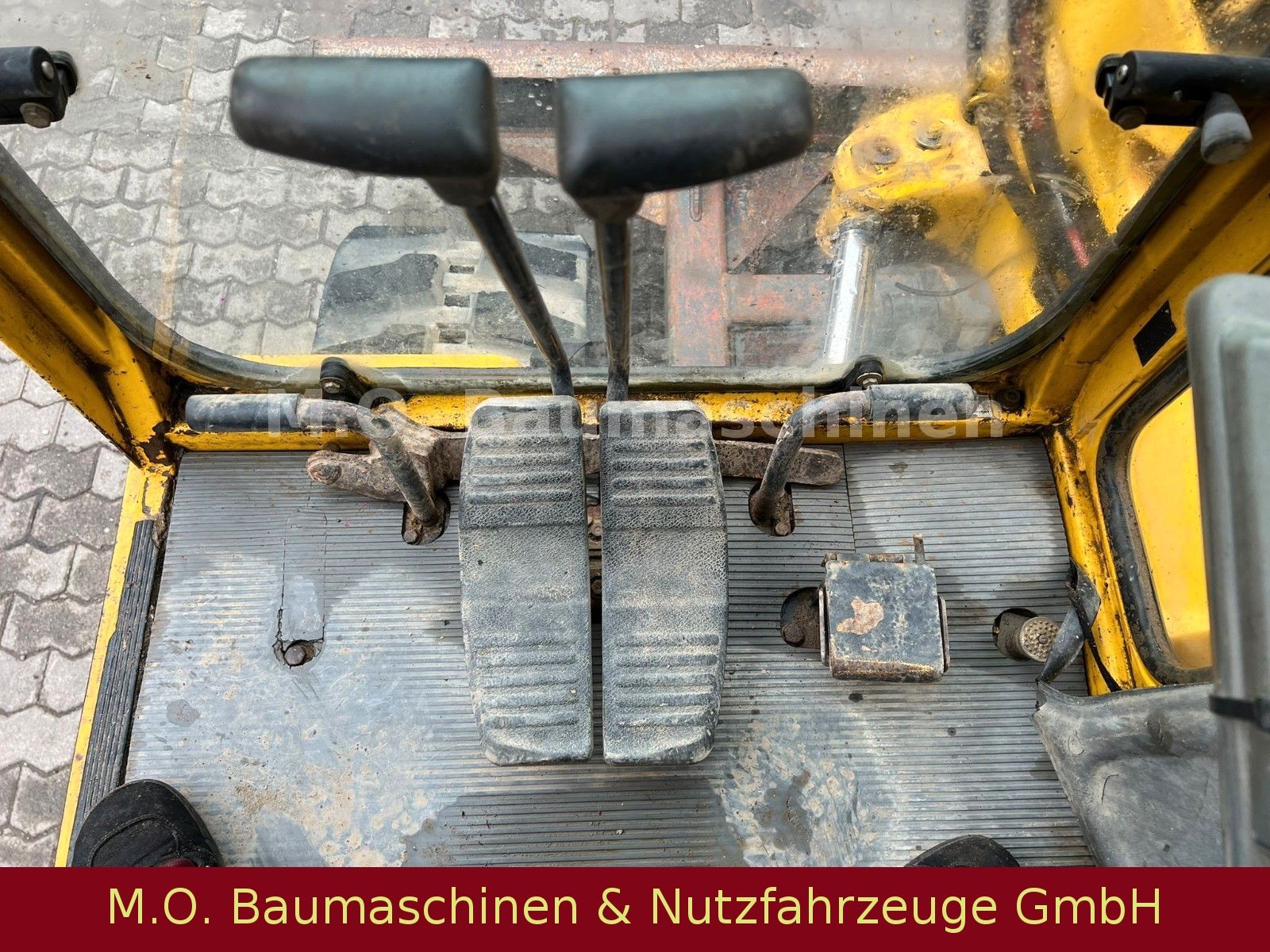 Fahrzeugabbildung Komatsu PC 75 / 7,6 T / SW / Hammerline /