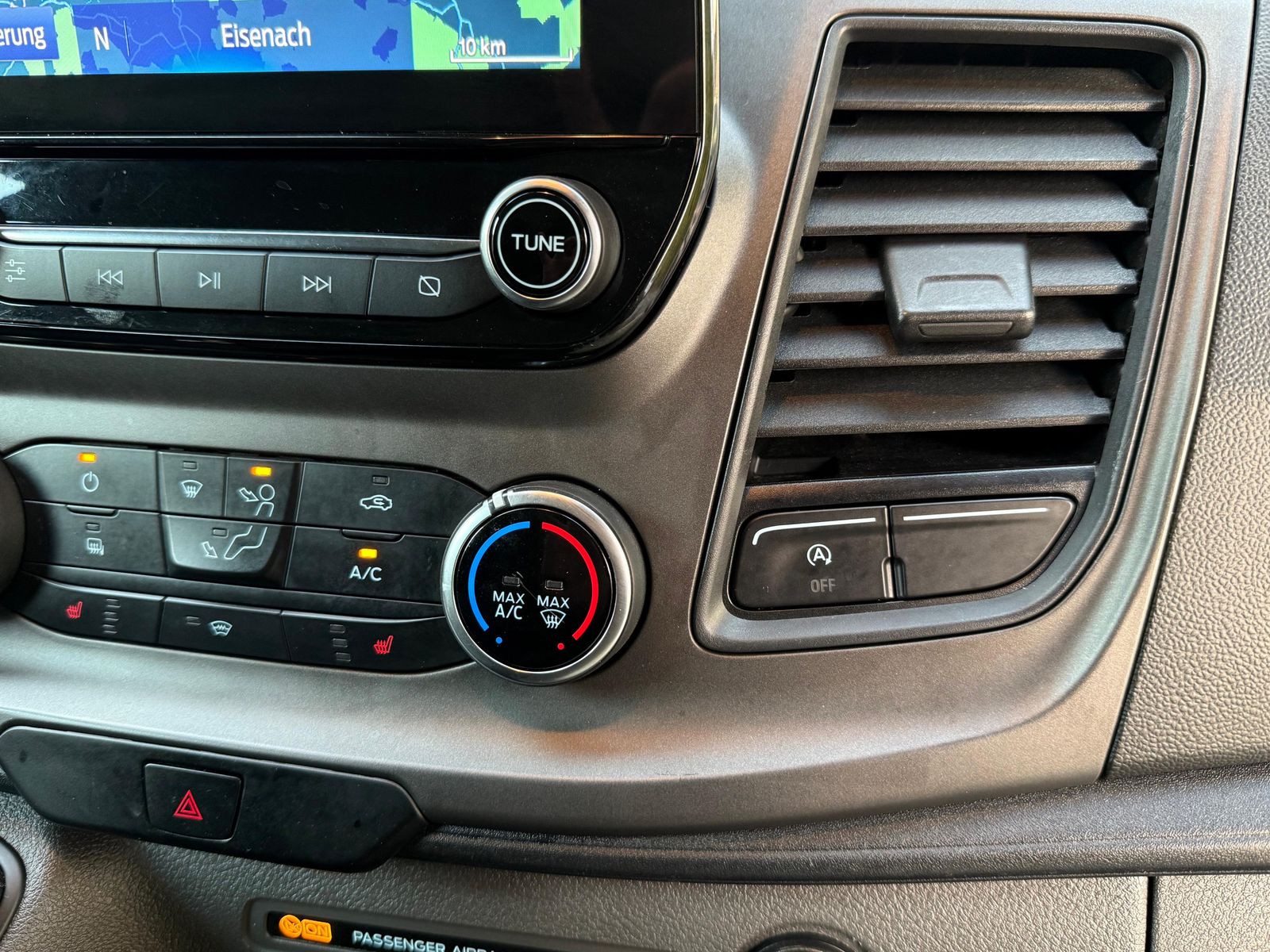 Fahrzeugabbildung Ford Transit Custom 300 L2 3Si+NAVI+SHZ+KAM+DAB+SYNC3