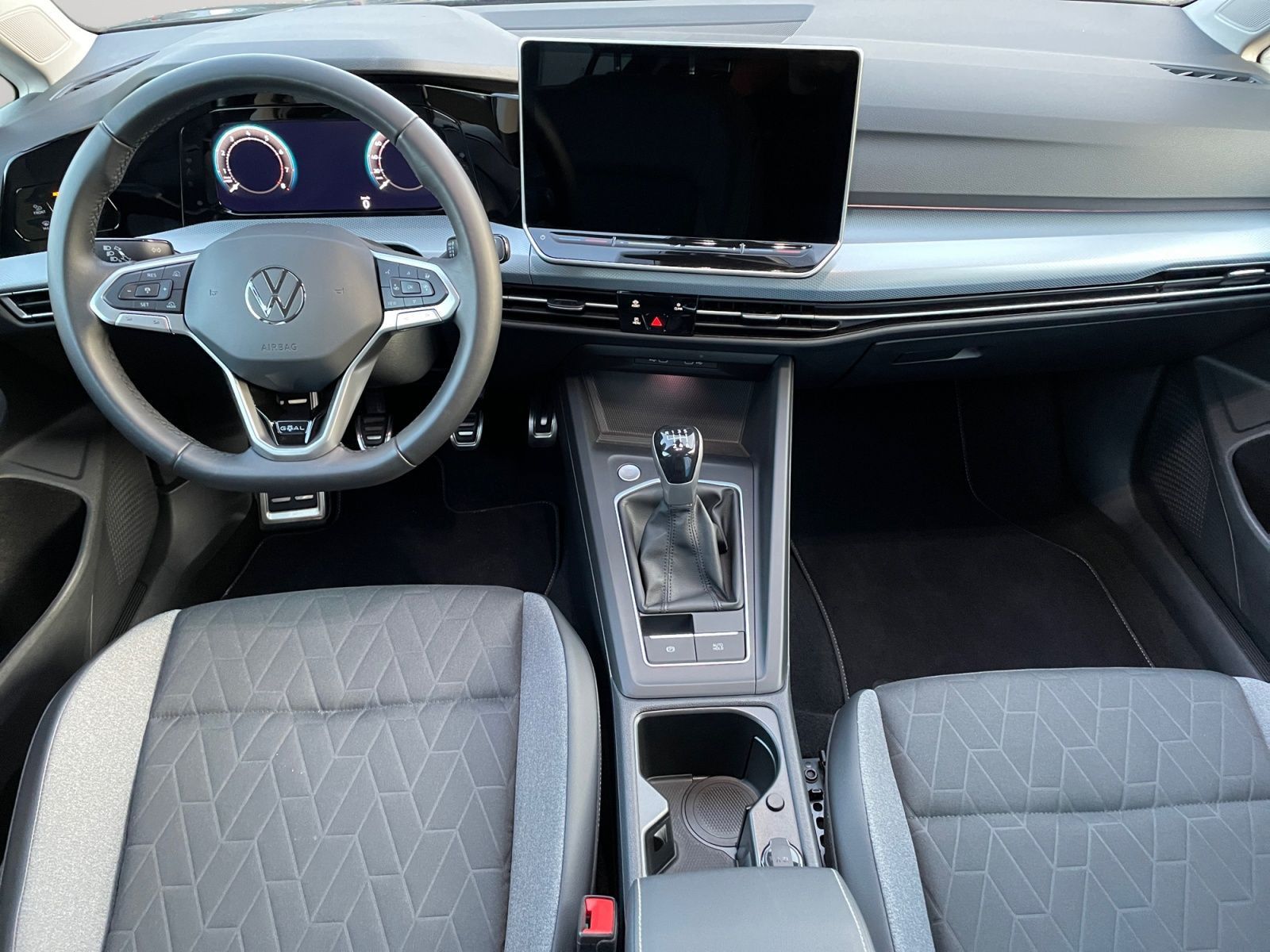 Volkswagen Golf - Bild 10