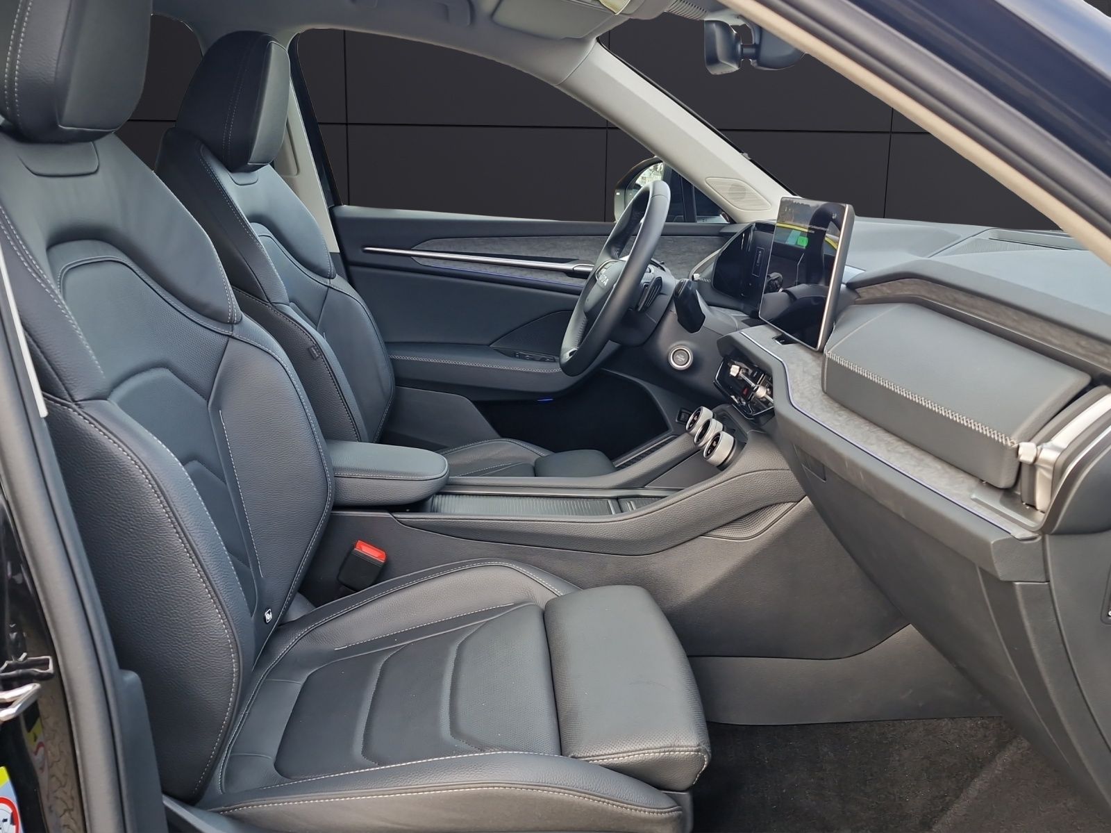 Fahrzeugabbildung SKODA Kodiaq 2.0 TDI  4x4 Selection MATRIX AHZ KAMERA