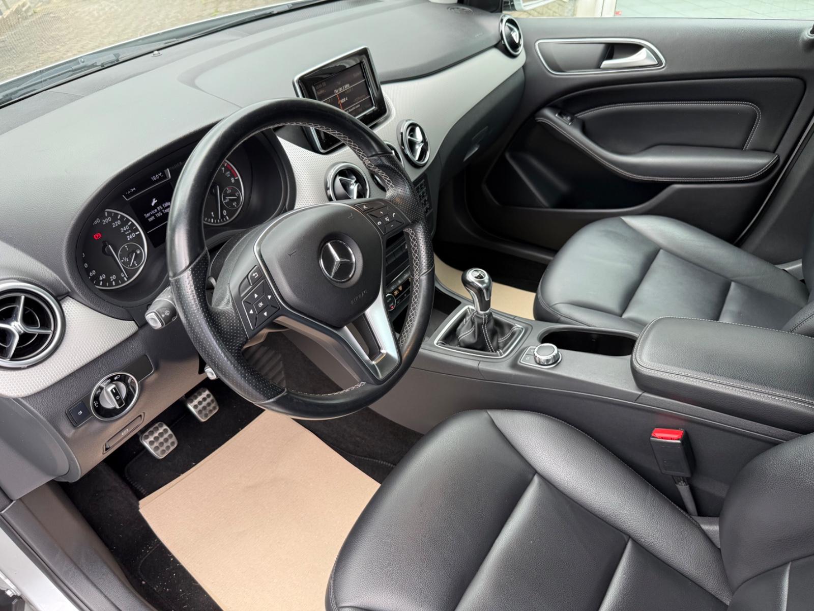 Mercedes-Benz B 200 Edition Leder NUR GEWERBE UND EXPORT