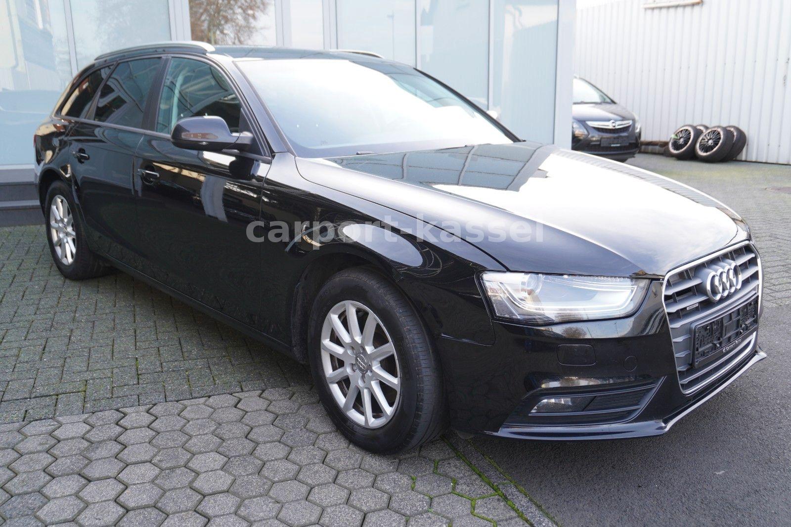 Audi A4 Avant Attraction quattro Automatik/Navi/Xenon
