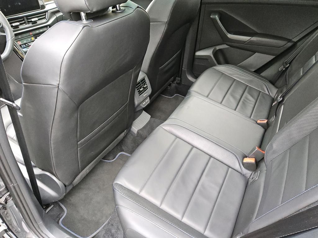 Volkswagen T-Roc - Bild 7