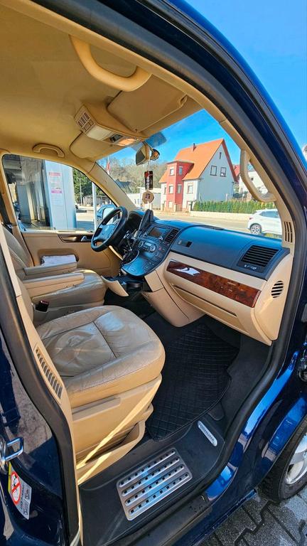 Volkswagen T5 Multivan