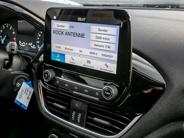 Ford Fiesta Titanium ABSTANDSTEMPOMAT TOUCHSCREEN WIN