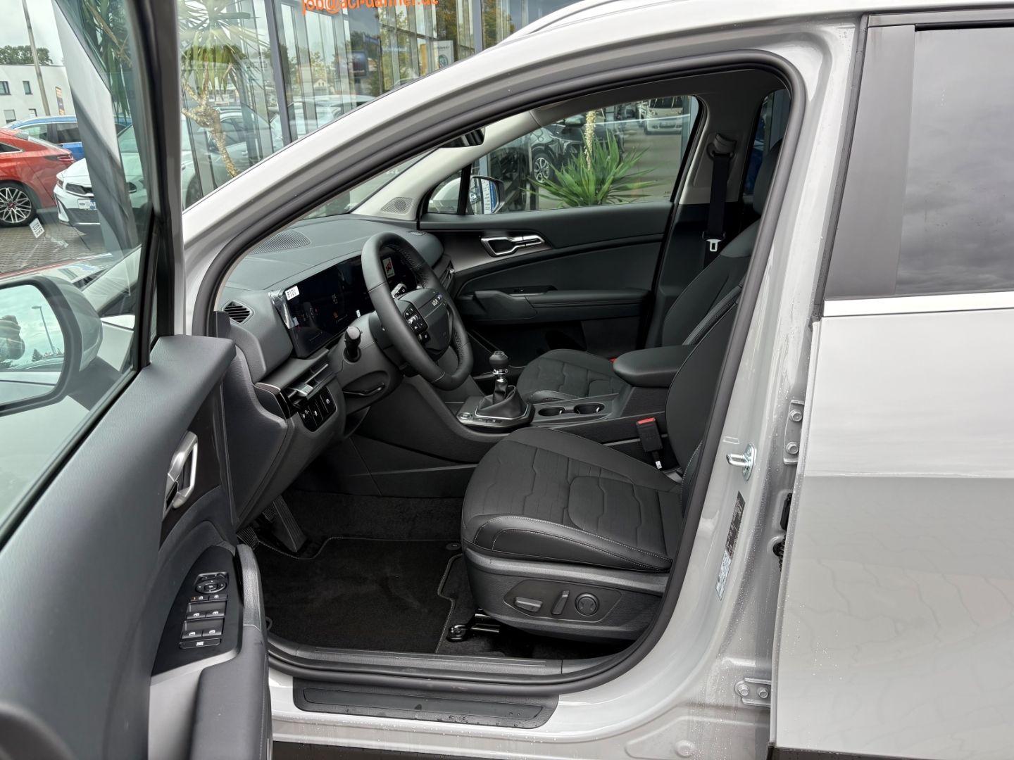 Fahrzeugabbildung Kia Sportage Vision 1.6 T-GDI EU6e P1 NotbremsAss