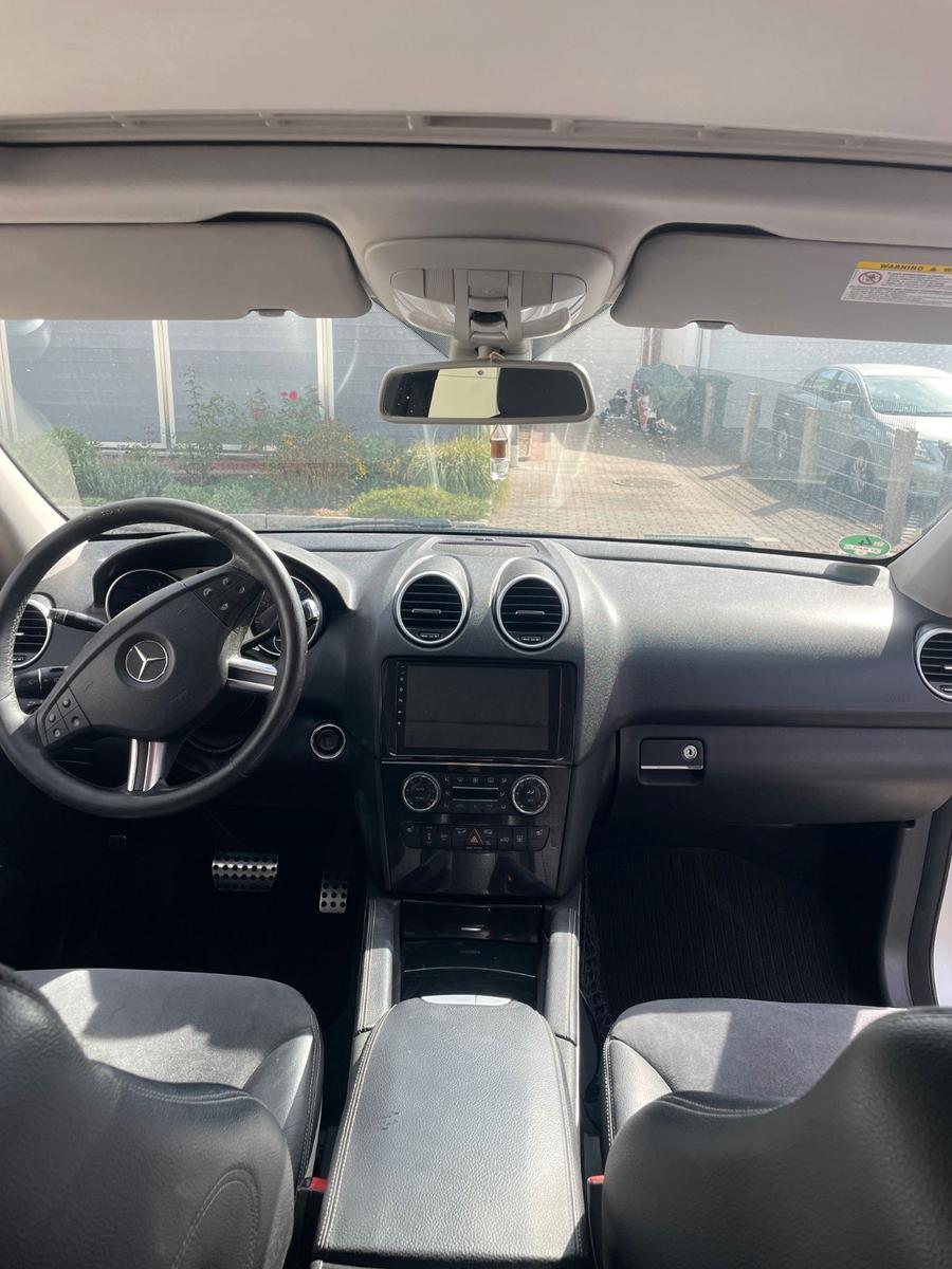 Mercedes-Benz ML 350 / TÜV & Bremsen neu