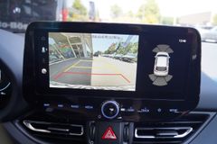HYUNDAI i30 1.0 T-GDI NAVI-KAMERA-LED-TEMPOMAT-SHZG-2xPD