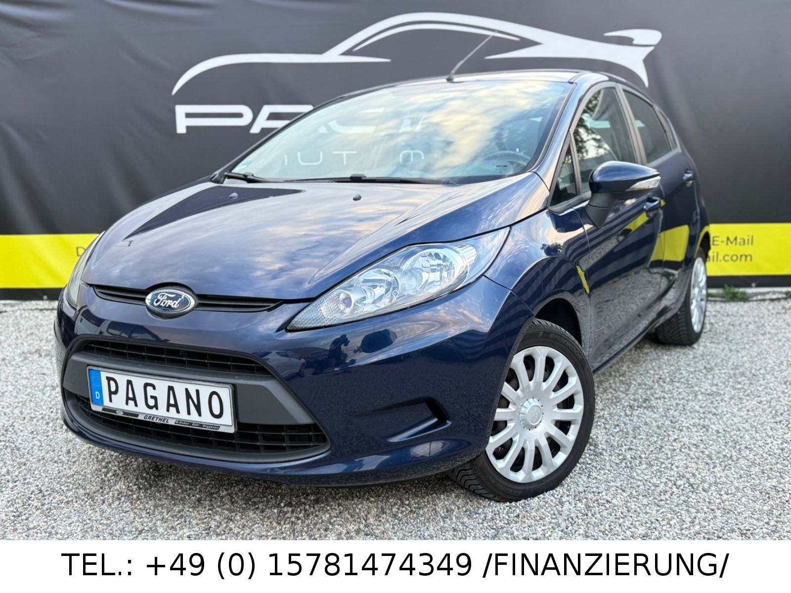 Ford Fiesta in Blau bei Pagano Automobile Bild 1 von 1