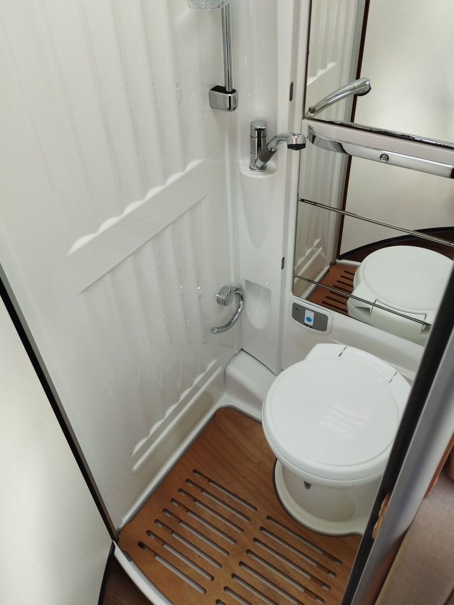 Fahrzeugabbildung HYMER / ERIBA / HYMERCAR Exsis-t 474 Markise,SAT,Solar