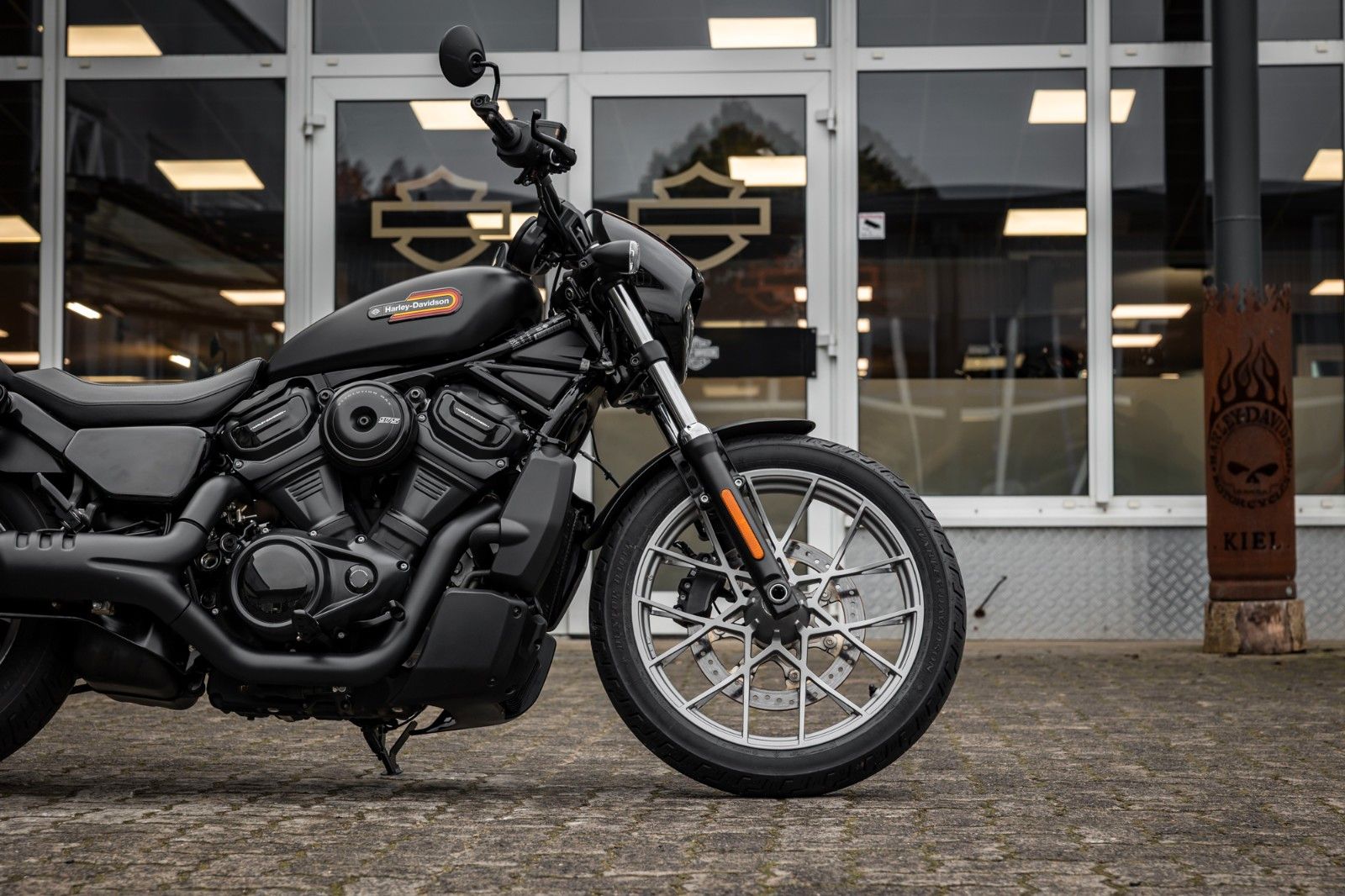 Fahrzeugabbildung Harley-Davidson NIGHTSTER Special RH975S MY25-Jekill&Hyde -1.Hd