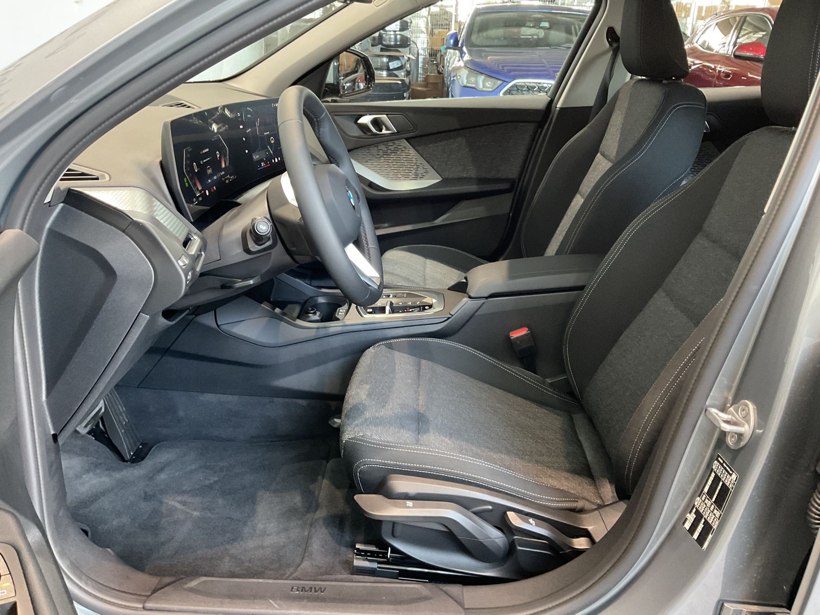 Fahrzeugabbildung BMW 118d Adaptiver LED-Scheinwerfer, Sitzheizung, Dr
