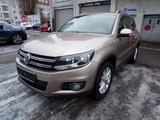 Volkswagen Tiguan 2.0 TSI DSG 4MOTION Sport & Style - gebrauchte VW Tiguan aus dem Jahr 2012