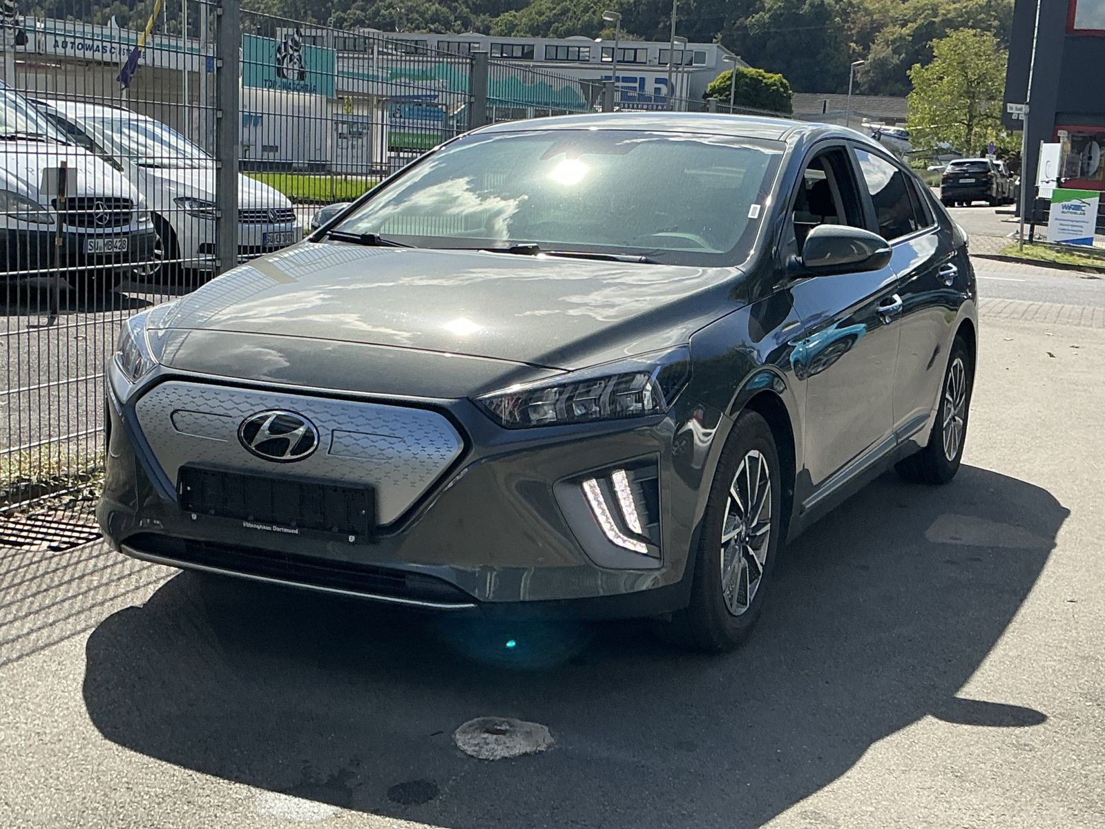 Hyundai Ioniq Style Navi Infinity R.Cam ACC LED SHZ