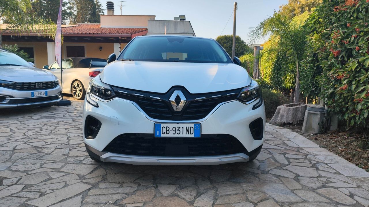 Renault Captur Blue dCi 95 CV Intens imagem 2