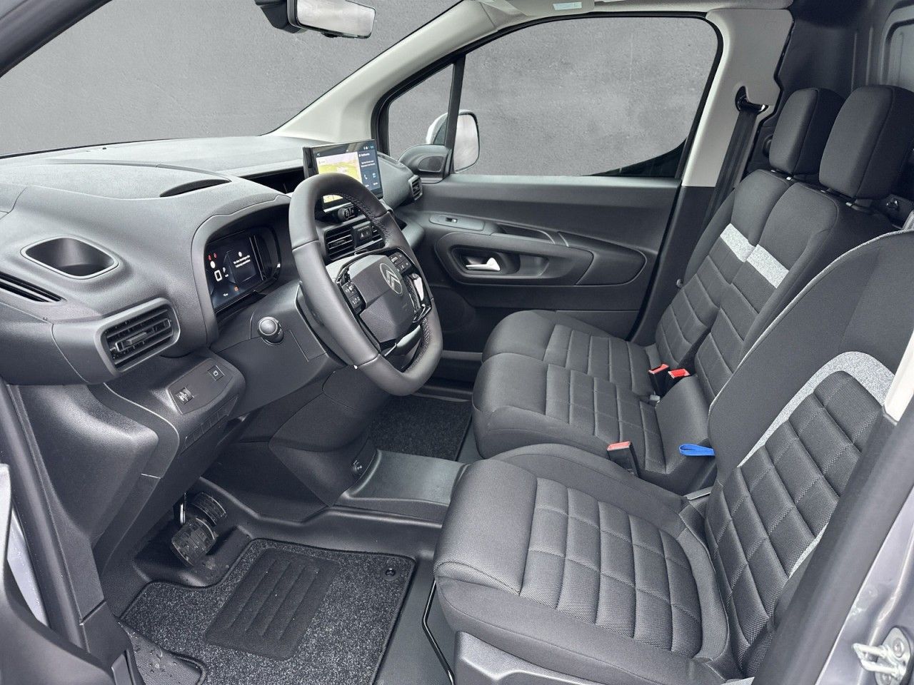 Fahrzeugabbildung Citroën Berlingo Kastenwagen M XTR Diesel 130 Automatik