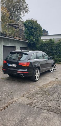 Audi Q7 3.0 TDI (DPF) quattro tiptronic -