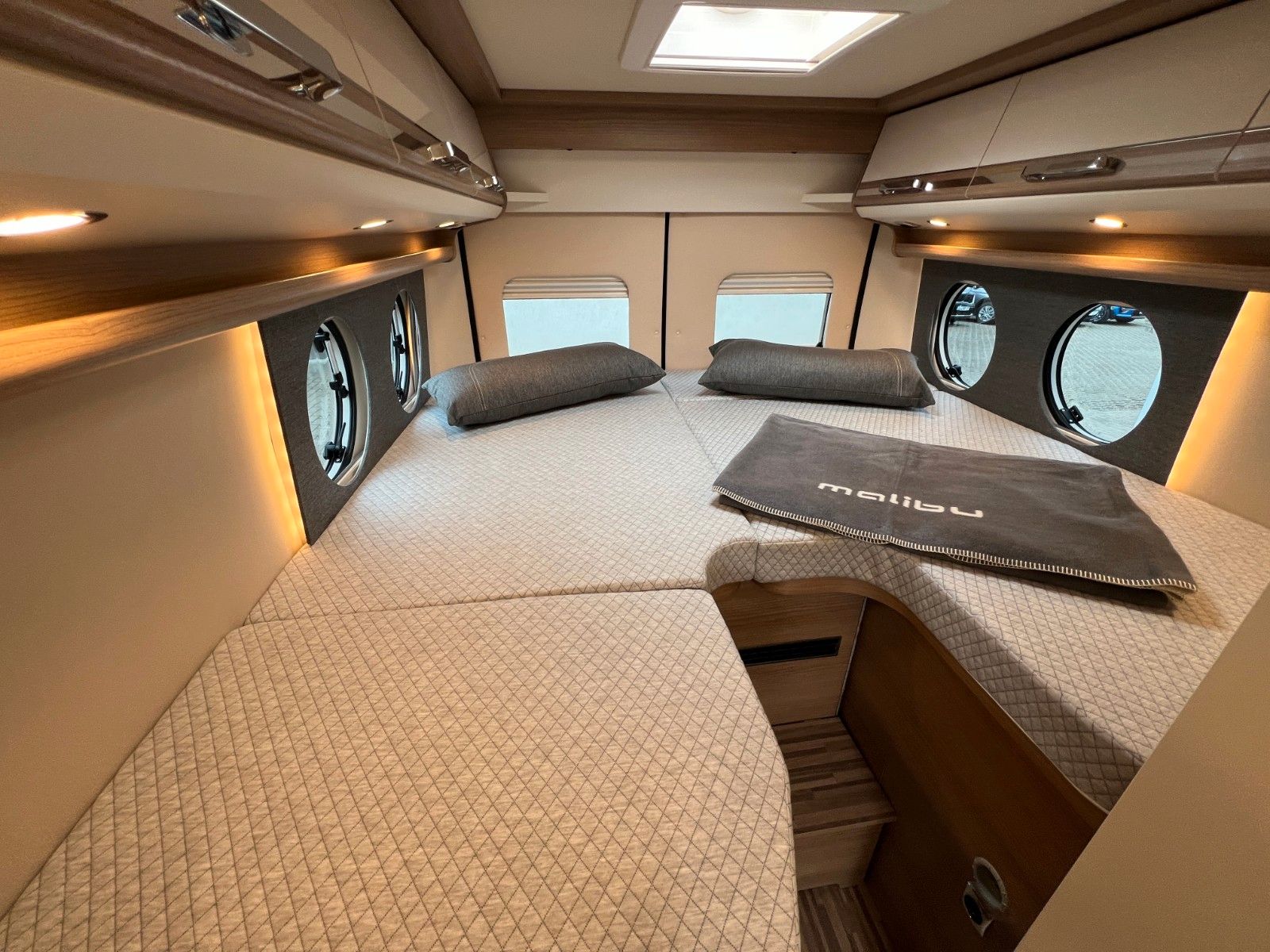Fahrzeugabbildung Malibu Van diversity GT skyview 640 LE KE