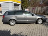 Volkswagen Passat Variant 2.0 TDI DPF DSG Highline Vari... - gebrauchte VW Passat Variant aus dem Jahr 2007