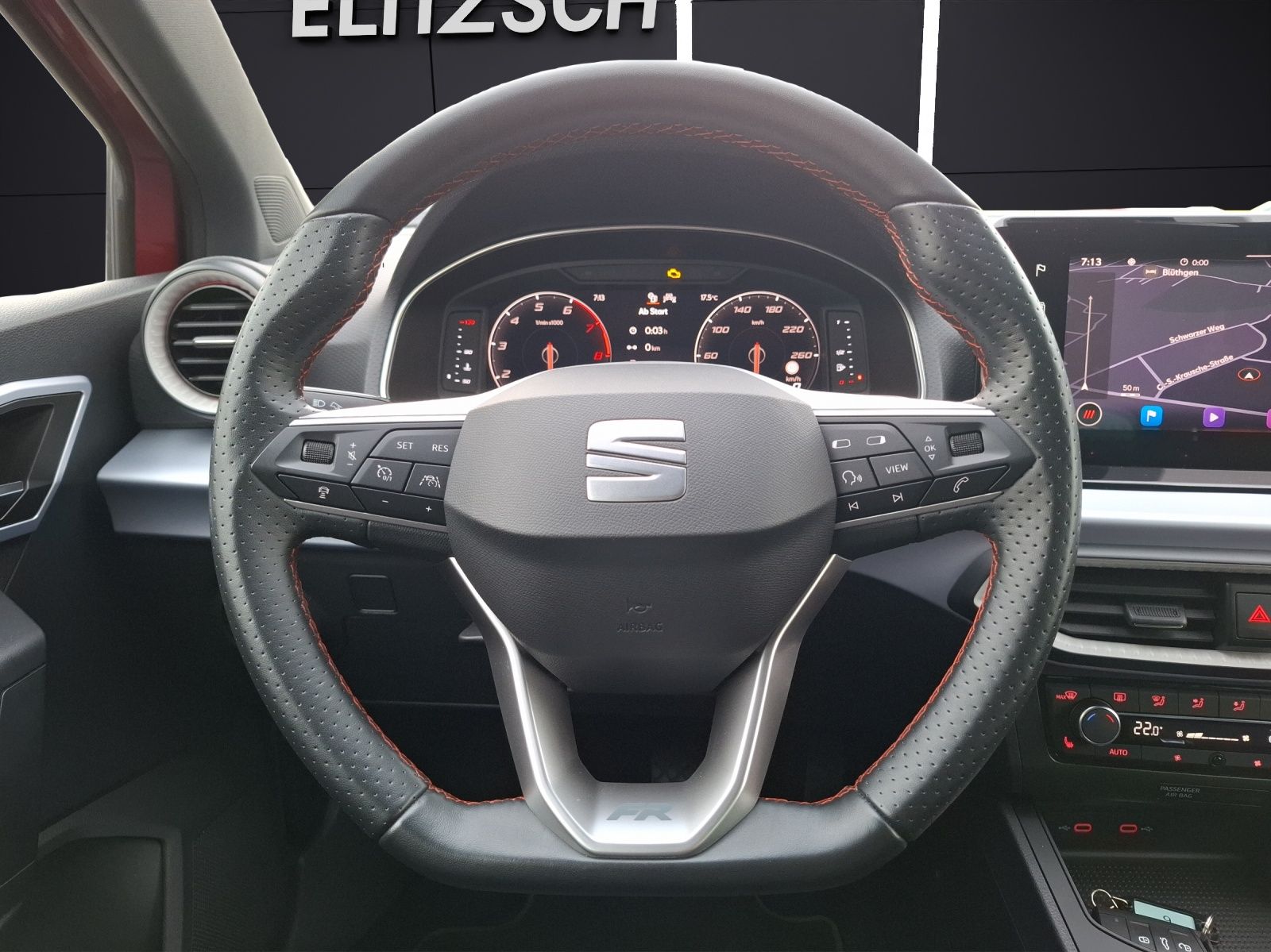 Fahrzeugabbildung SEAT Ibiza TSI FR-Line DSG LED Navi AID ACC RFK SH 18
