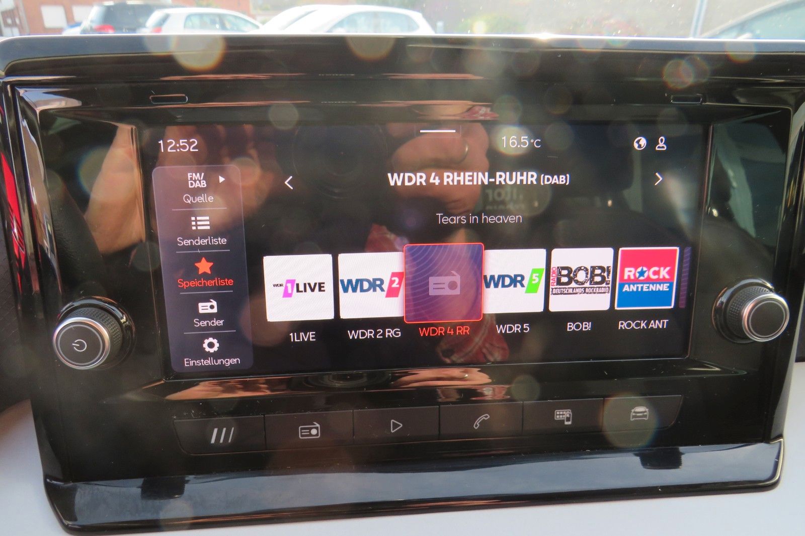 Fahrzeugabbildung SEAT Arona Style DSG GRA KAMERA SITZH. PDC APP-CON 1H