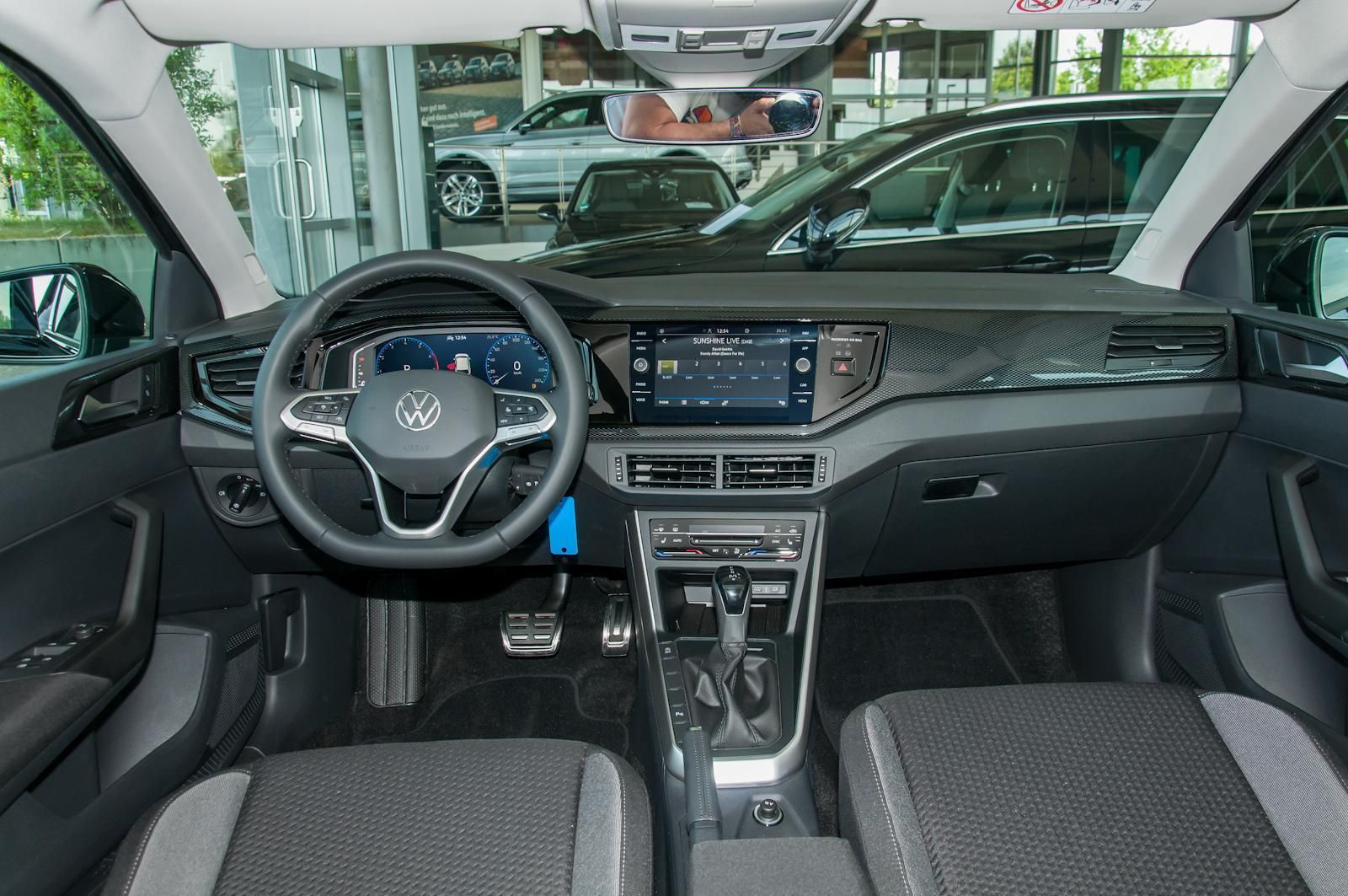 Fahrzeugabbildung Volkswagen Polo Active 1.0 l TSI 95 PS DSG Navi