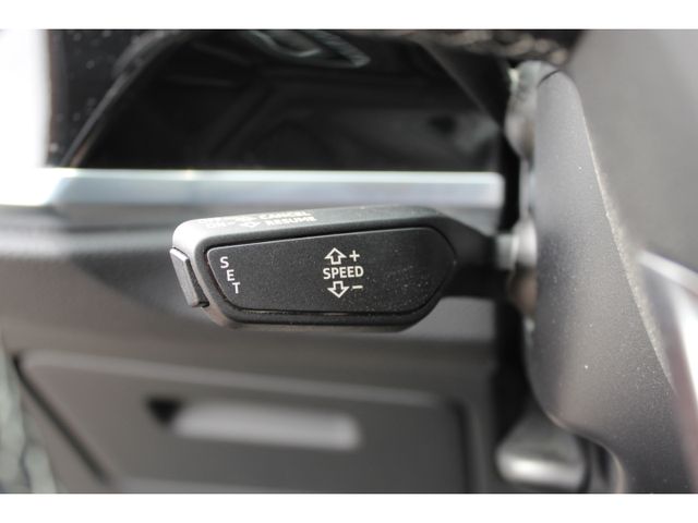 Q3 45 TFSI e Hybrid S-tr. S-Line*Pano*Navi*AHK*1