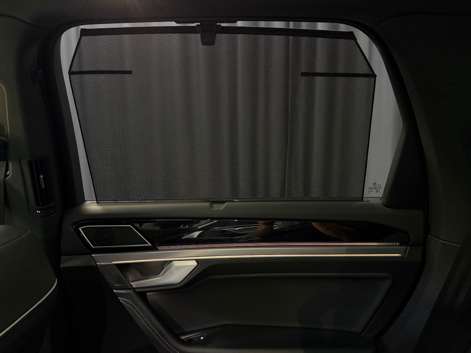 Fahrzeugabbildung Volkswagen Touareg R-Line 4Motion|PANO|NIGHT|LAST EDITION|