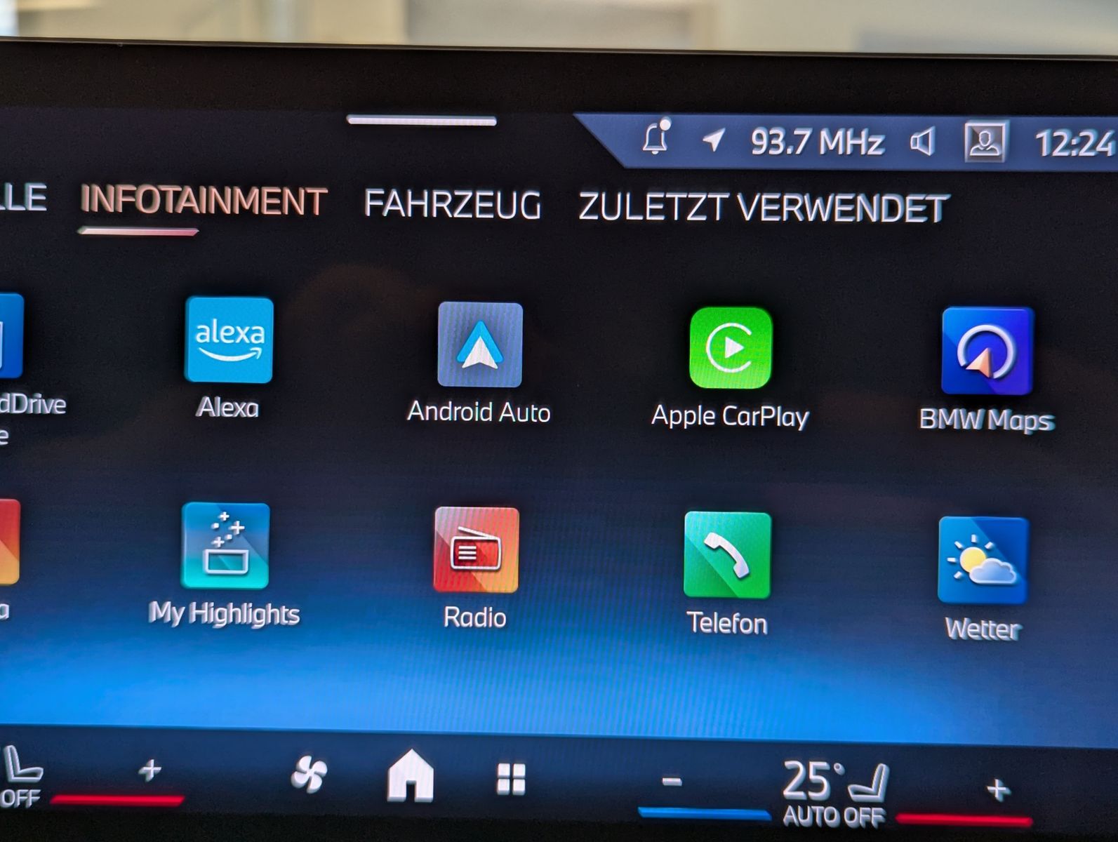 BMW 120 i M-Sport LED-Adaptiv AHK Kamera 18" - Image 31