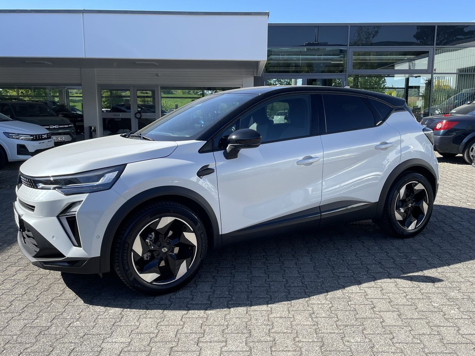 Fahrzeugabbildung Renault Captur Techno TCe 90