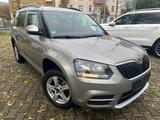Skoda Yeti Active / DSG / SCHECKHEFT / 1.HAND - Skoda Yeti Gebrauchtwagen