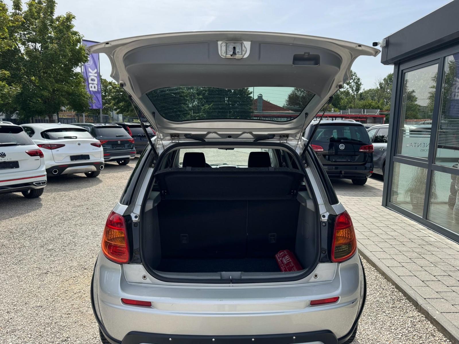 Suzuki SX4 2007 — photo 16