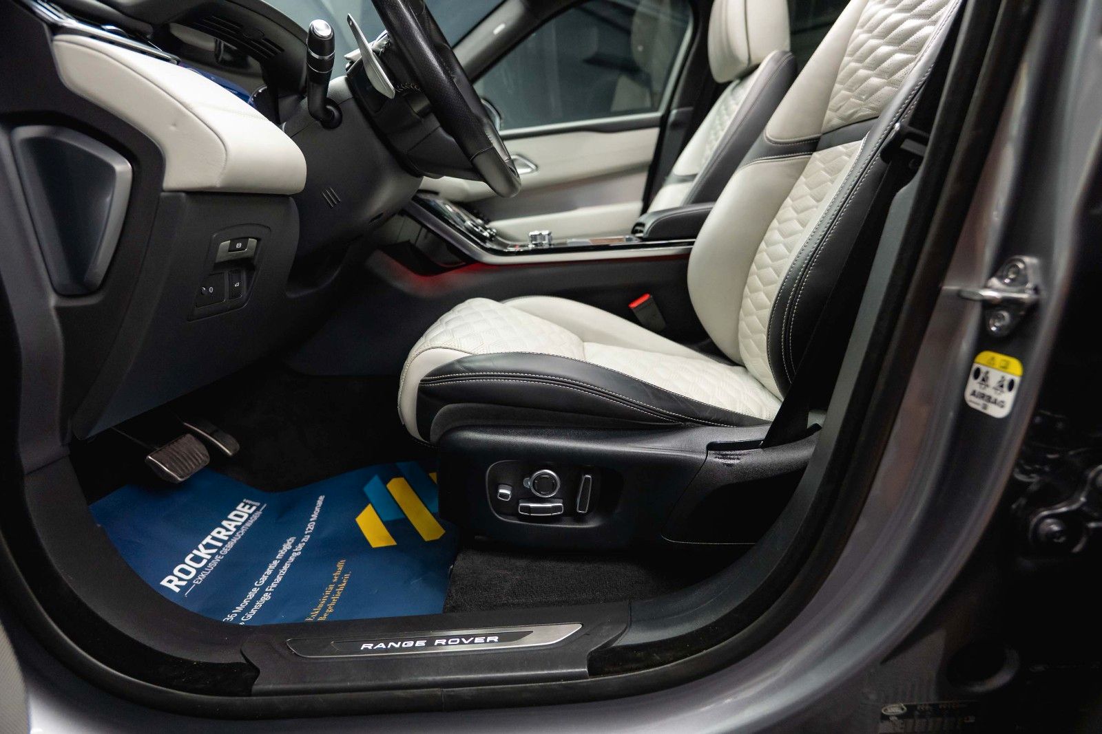 Fahrzeugabbildung Land Rover Velar SV Autobiography Dynamic Edition *ACC*19%*