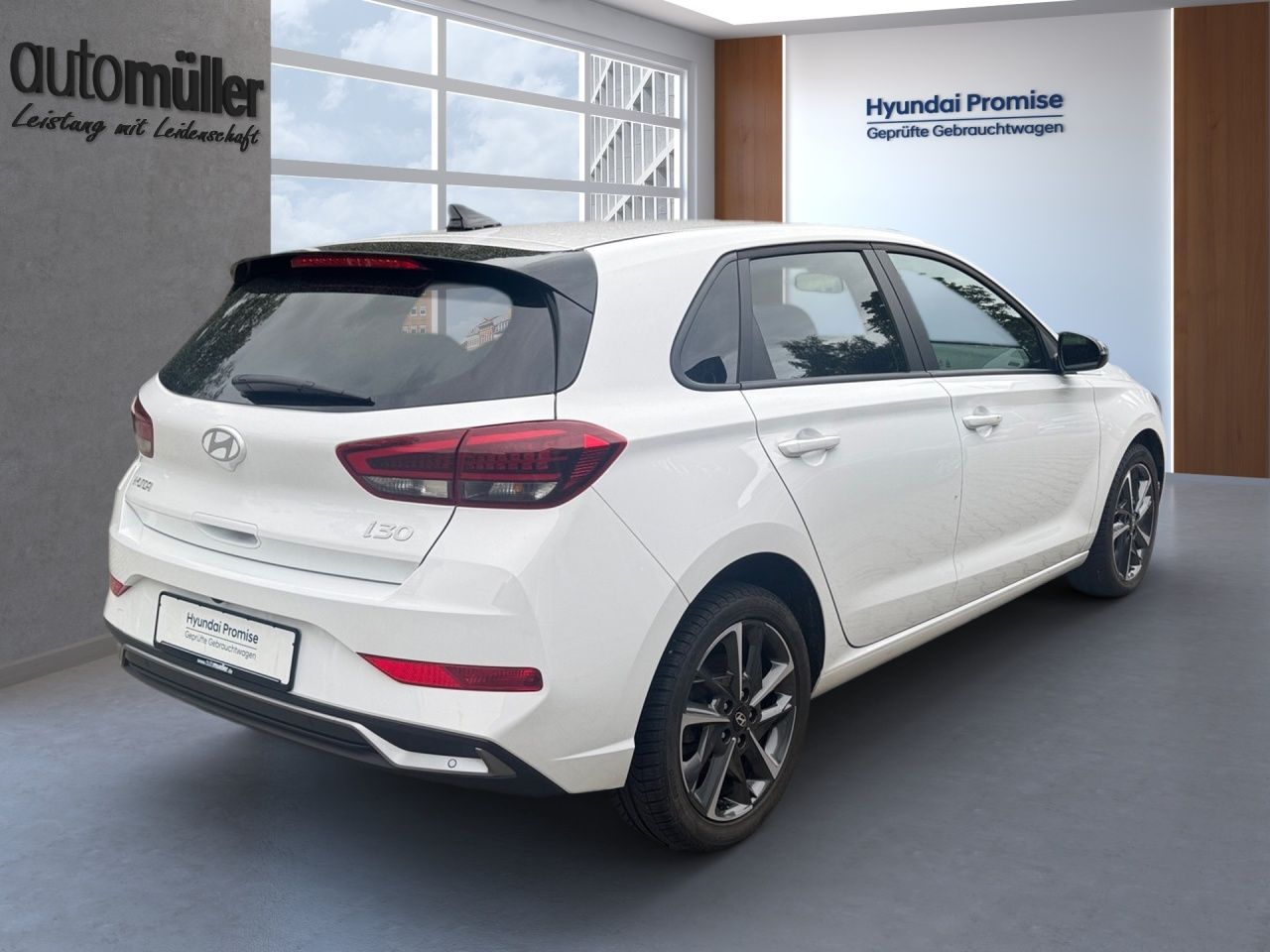 Fahrzeugabbildung Hyundai i30 ADVANTAGE LED*SHZ*LHZ*NAVI*2Z-KLI*