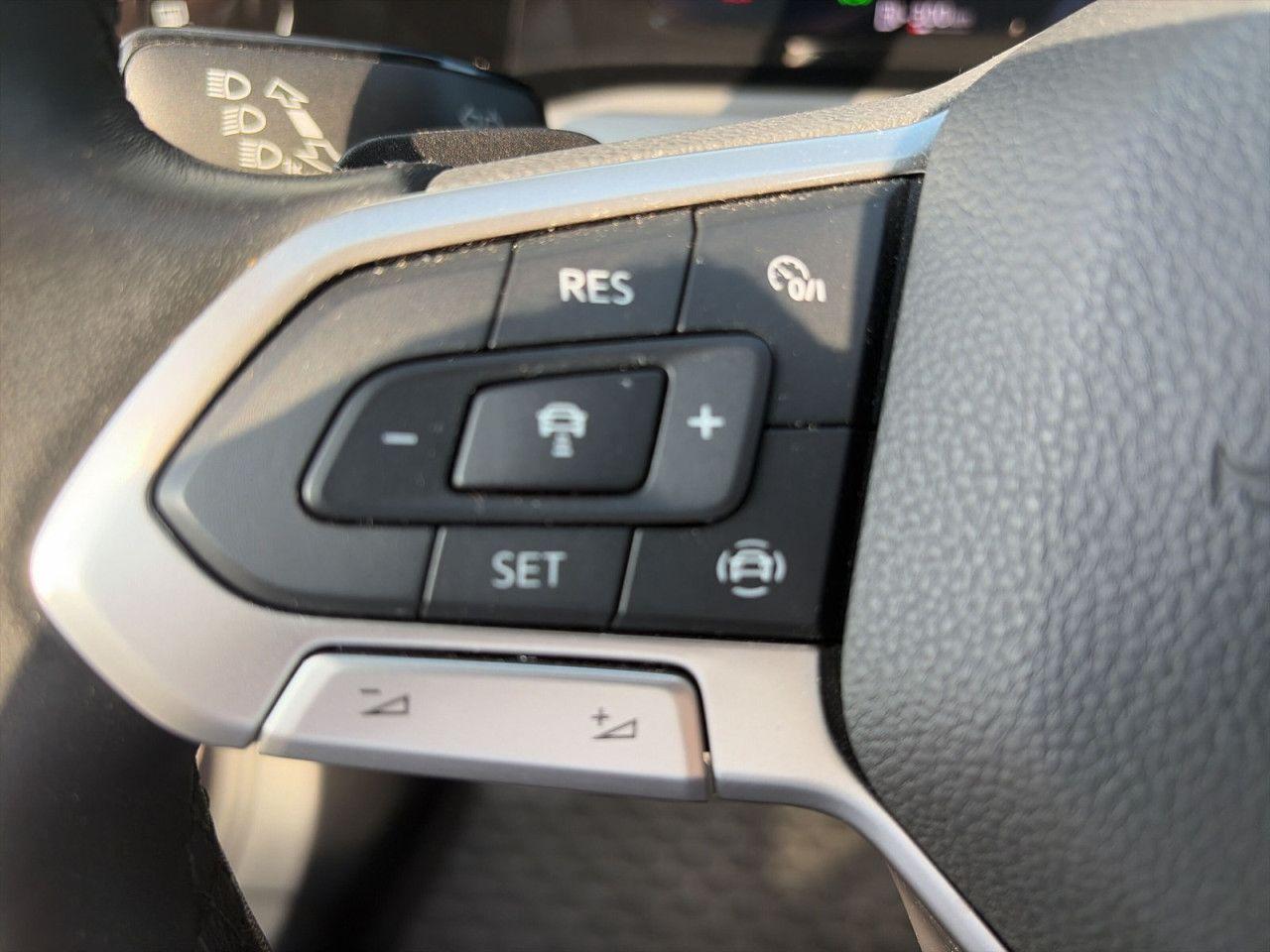 Volkswagen Golf VIII Variant 2.0 TDI Life DSG AHK LED Temp., миниатюра 16