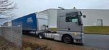 MAN TGX 18.500 Mega mit Hubsatel