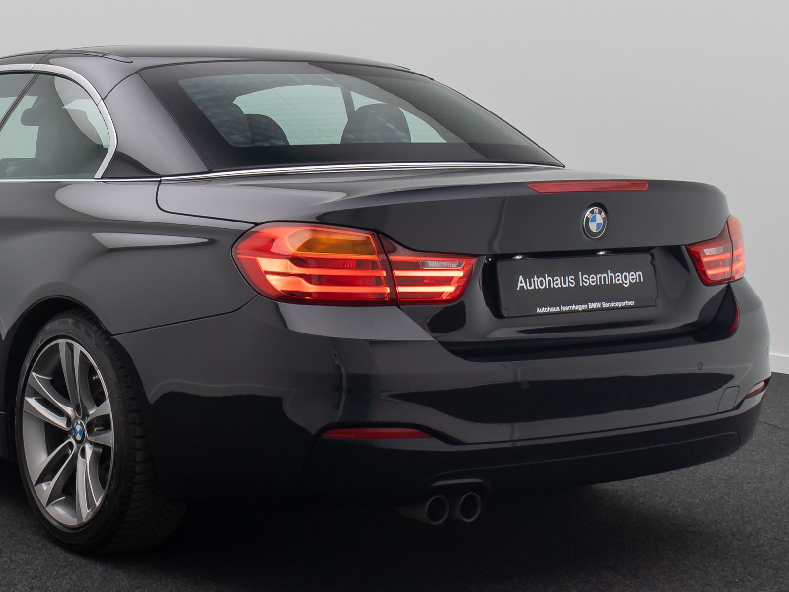 Fahrzeugabbildung BMW 430d Cabrio Sport Line Alarm HUD BiXenon Komfort