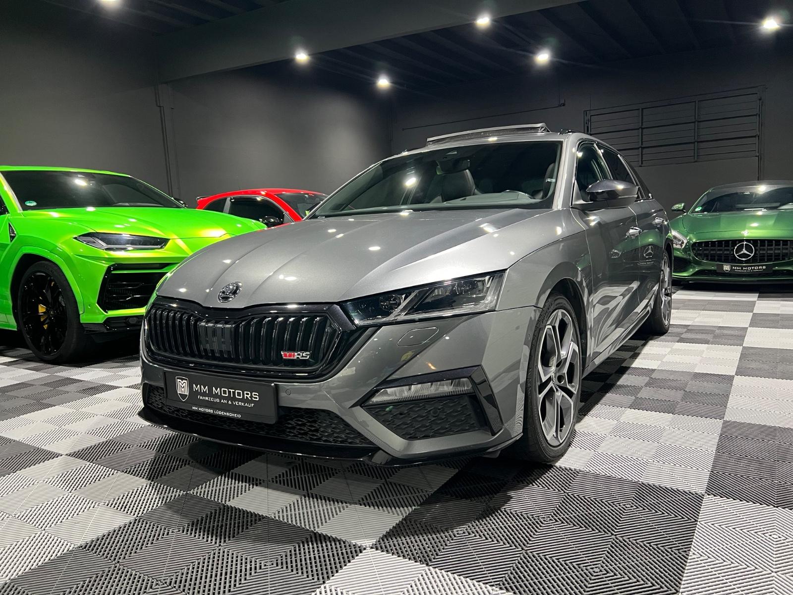 Skoda Octavia Combi RS Plus 2.0 *Canton*Pano*AHK*DAB*