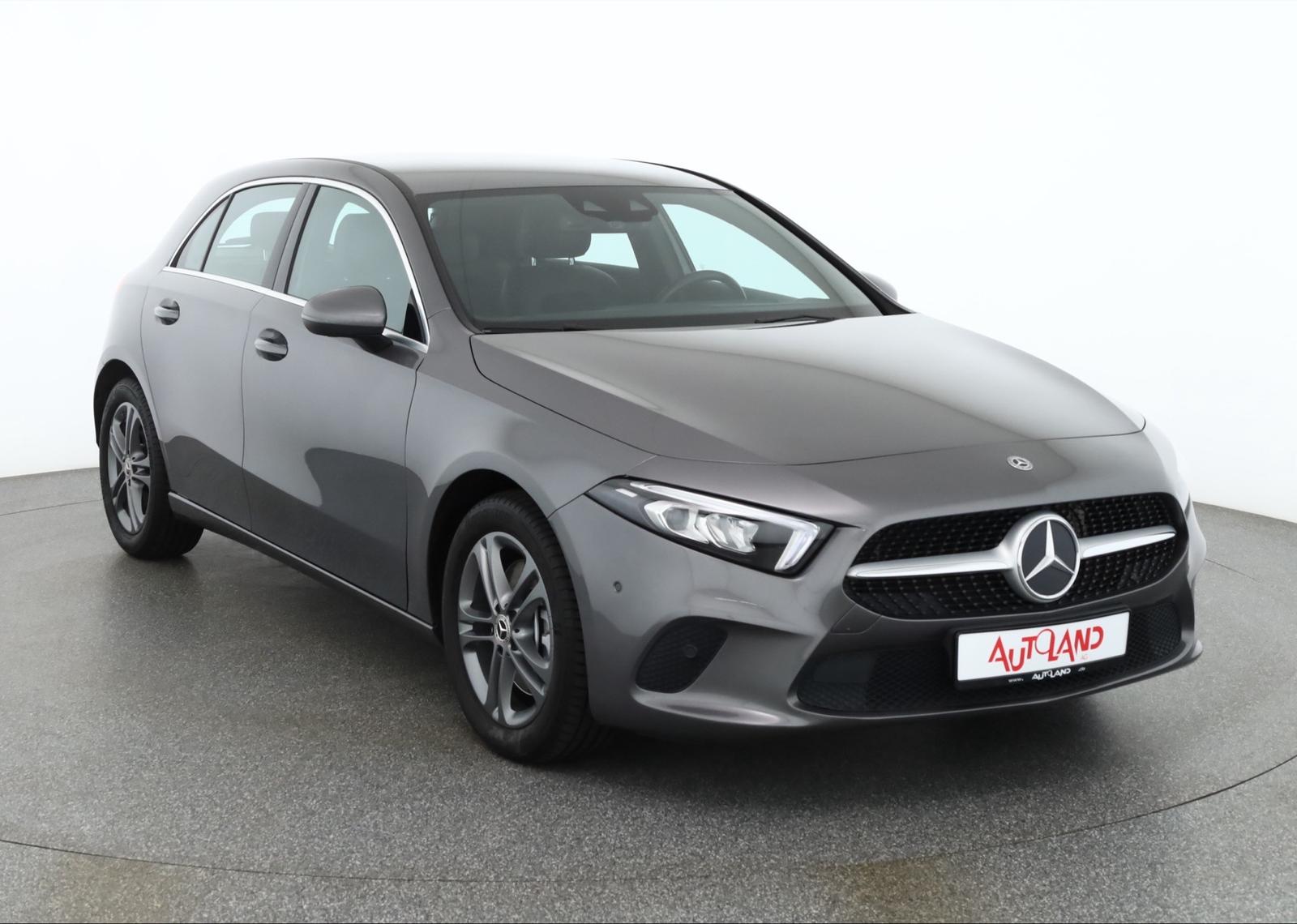 Mercedes-Benz A250 Progressive LED Navi Sitzheizung Kamera AHK