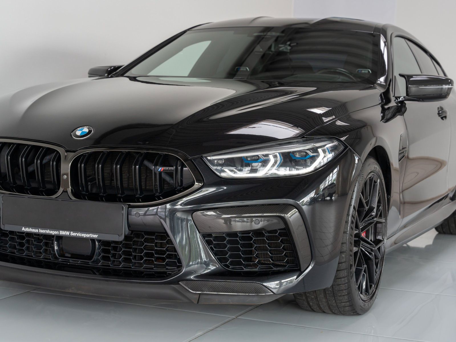 Fahrzeugabbildung BMW M8 Competition GC B&W 360° Laser HUD SoftCl Voll