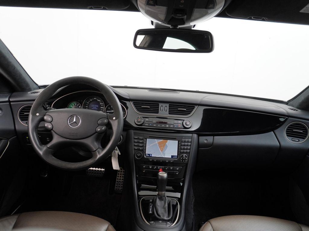 Mercedes-Benz CLS 55 AMG IWC edition + IWC original CLS 55 AMG