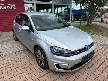 Volkswagen Golf - 3